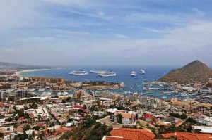 September 28, 2009 - Today there were five cruise ships, at one time, in the Cabo San Lucas harbour,