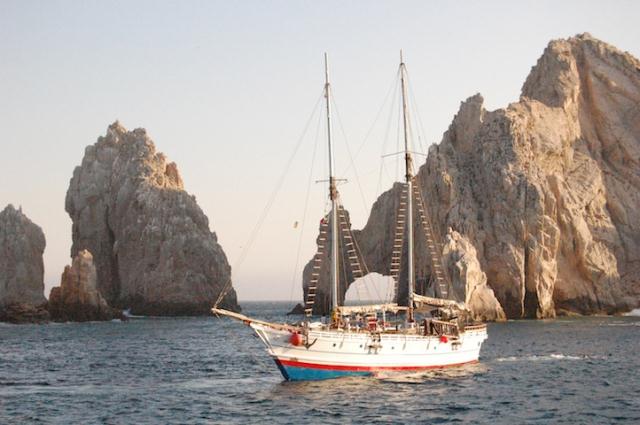 boat cruises: Cabo Legend